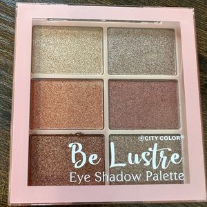 Eye shadow palette